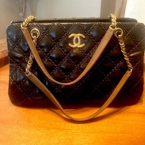Chanel purse